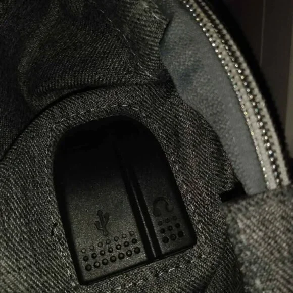 Derjunstar Large Diaper Bag Backpack with Changing Station - Picture 3 of 10